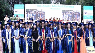 KNRUHS Vice-Chancellor Prof. Karunakar Reddy presents graduation certificates to MBBS students of Apollo Medical college!