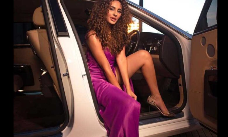 Seerat Kapoor looks all sultry and tempting as she poses in Rolls Royce