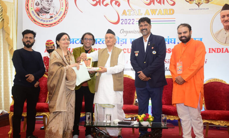 Poet Poojashree receives the Atal Awards for Poetry in Lifetime Achievement.